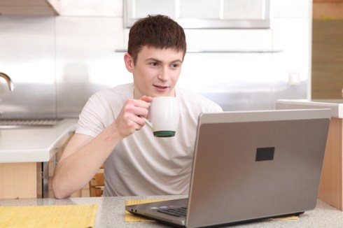 0010867572T-1920x1280